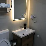Luxury Apartment-aurora 33 Free Parking Center *