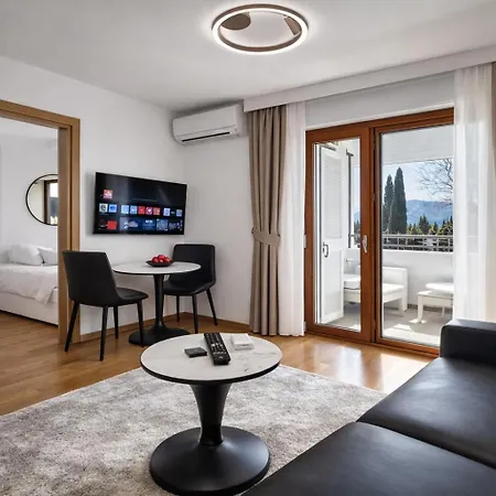 Luxury Apartment-aurora 33 Free Parking Center * Podgorica