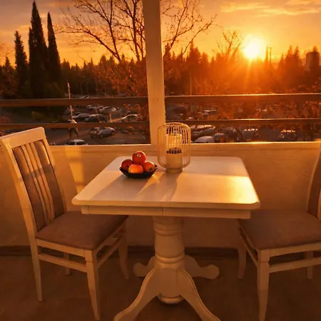 Luxury Apartment-aurora 33 Free Parking Center Lägenhet Podgorica