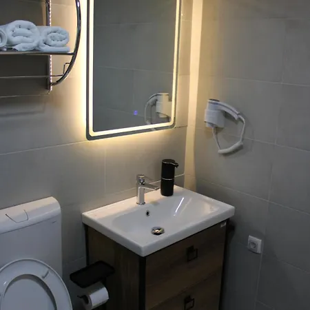 Luxury Apartment-aurora 33 Free Parking Center *