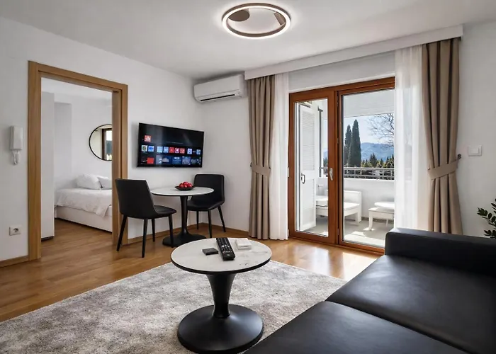 Luxury Apartment-aurora 33 Free Parking Center * Podgorica