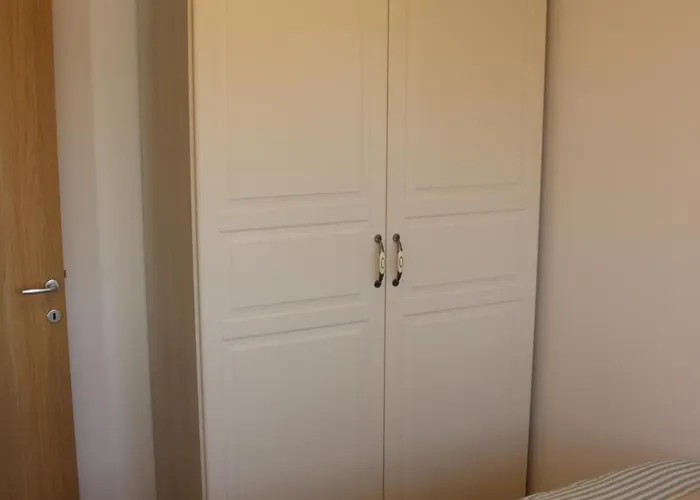 Luxury Apartment-aurora 33 Free Parking Center